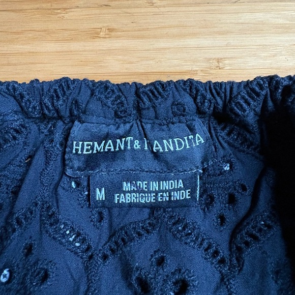 GUC Hemant & Nandita- Black Off-Shoulder Embroidered Women's Top. Size M - Picture 5 of 9